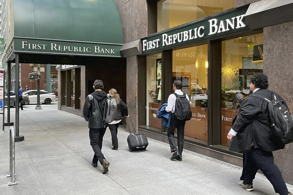 Article bank. Banking in usa.